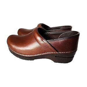 Dansko Professional Tumbled Leather Clog Womens Size EU 38 US 7.5 8 Tan Saddle